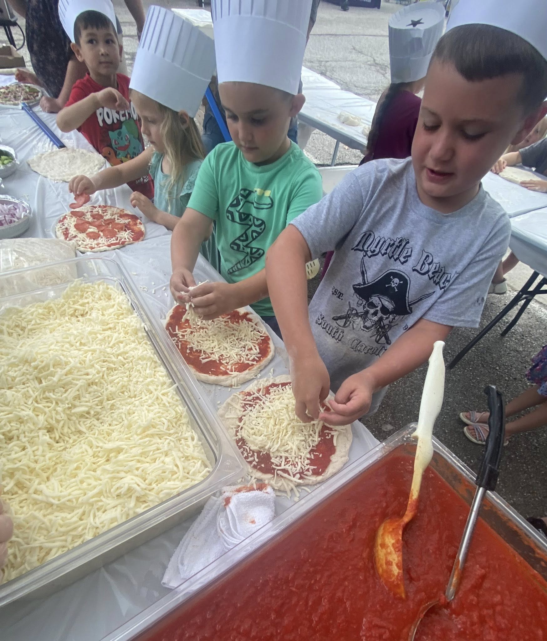 kids making pizza avalanche