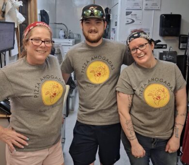Here's our awesome Pizza Chefs celebrating the 5 YEAR ANNIVERSARY of our popular spicy PIZZA AHOGADA! Fuego de Avalancha.